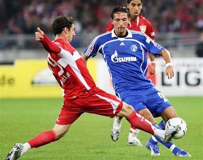 防守端的穩 防守端的穩